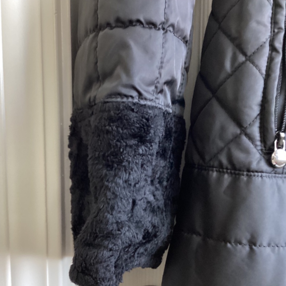 Laundry by Shelli Segal, NWOT, black, reversible faux fur/puffer, sz L, midi - Picture 11 of 11